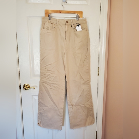 Straight Leg Khaki - Picture 2 of 4